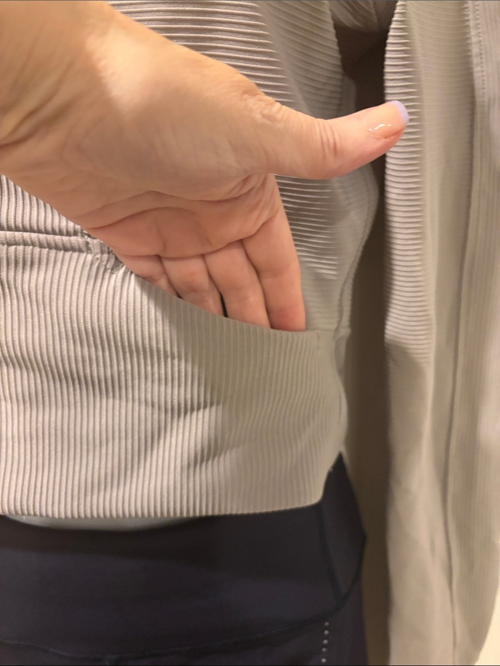 90*degree ribbed cropped zip up - Picture 3 of 5